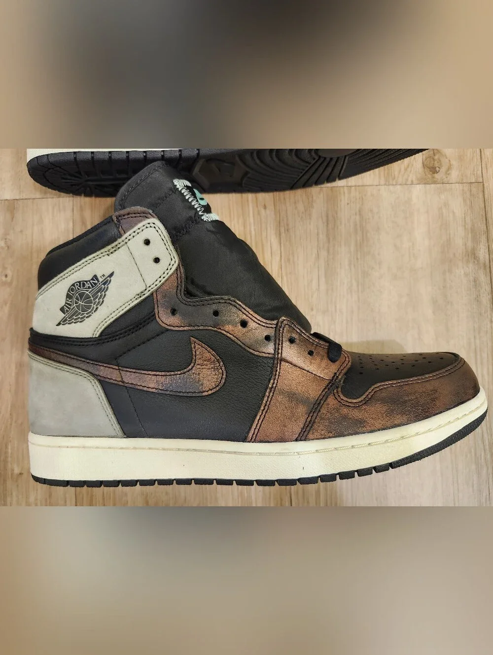 NEW Air Jordan 1 Retro High OG 
